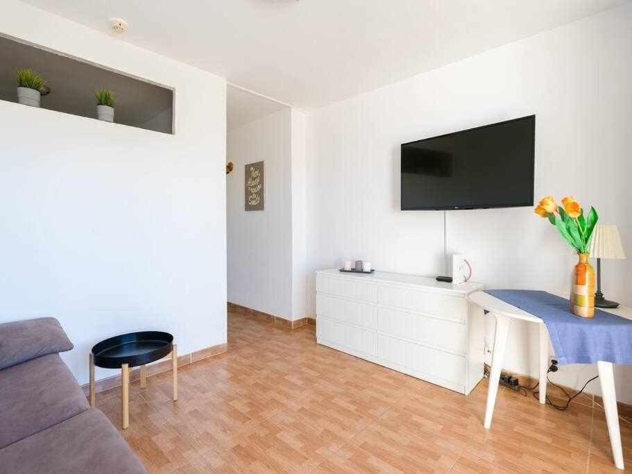 Marlenghi Apartments 412 San Bartolome Bagian luar foto